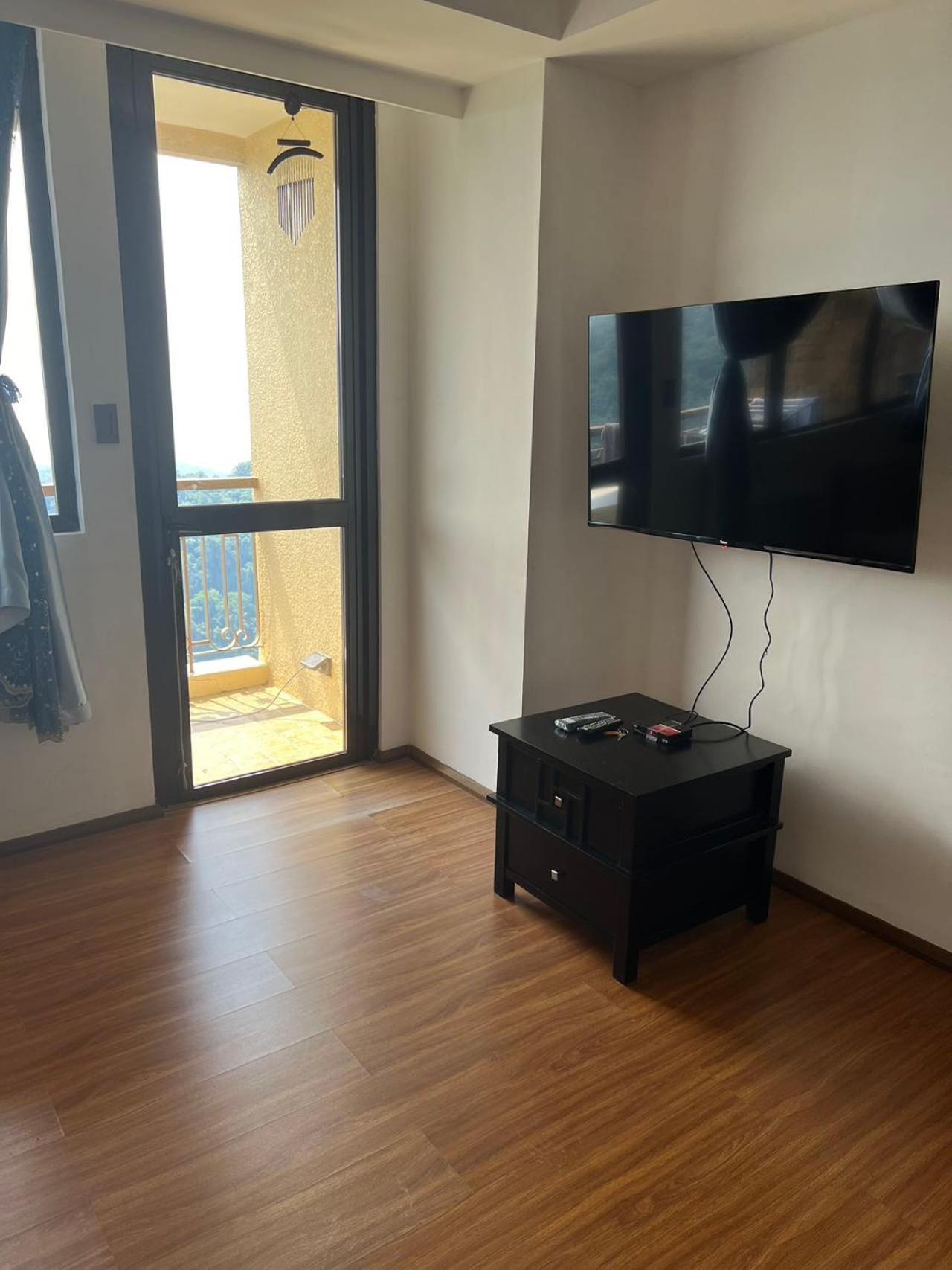 Splendido Tagagtay Taal Lake Staycation Free Parking Netflix No Free Pool Tagaytay City Exterior foto